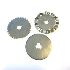   Körkés tartalék penge - 28 mm-es körkéshez - 3db-os készlet (egyenes, hullámos, perforáló)