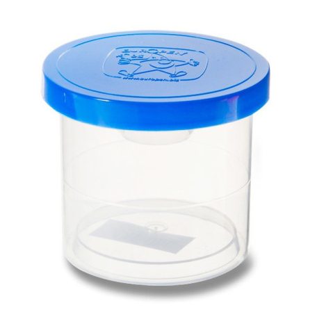 Kis vízpohár kiömlés ellen