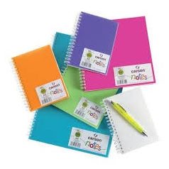   CANSON spirálkötött rajz- jegyzettömb, narancssárga polipropylén fedő, finom szemcsés 120g/m2 50 ív 18,5 x 18,5 cm 