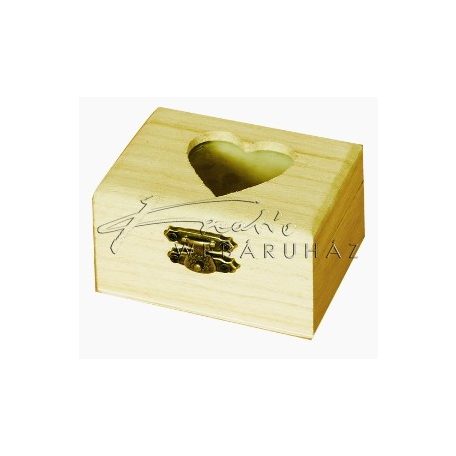 Díszíthető fa minidoboz, szív alakú kivágással, kb. 8x6x4,5cm